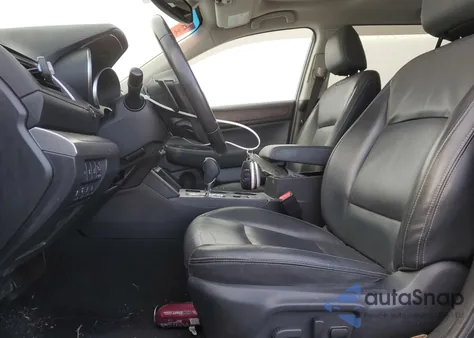 2016 Subaru Outback 2.5I Limited z USA, uszkodzony, nr VIN 4S4BSANC3G3230910